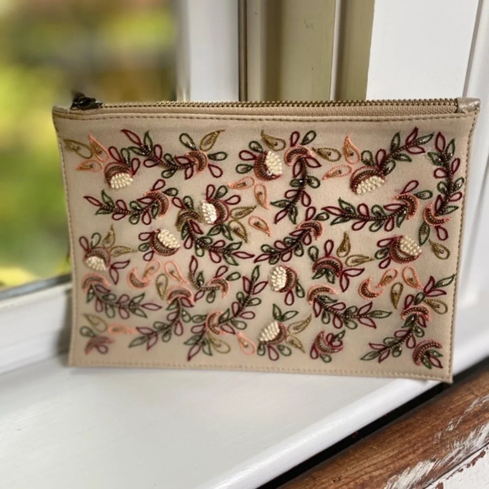 Anthropologie Deepa  Beaded Huma Pouch Clutch - Picture 3 of 5